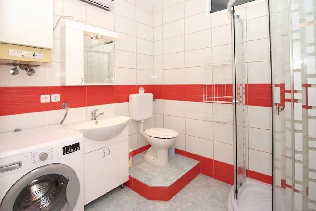Large Apartment Duje Kastela