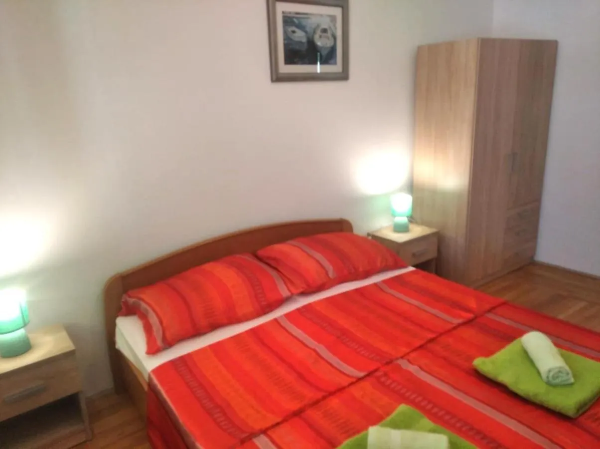 Large Apartment Duje Kastela