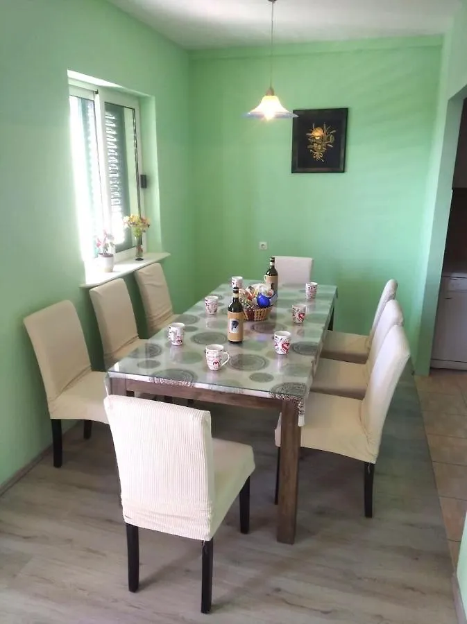 Large Apartment Duje Kastela Croatia
