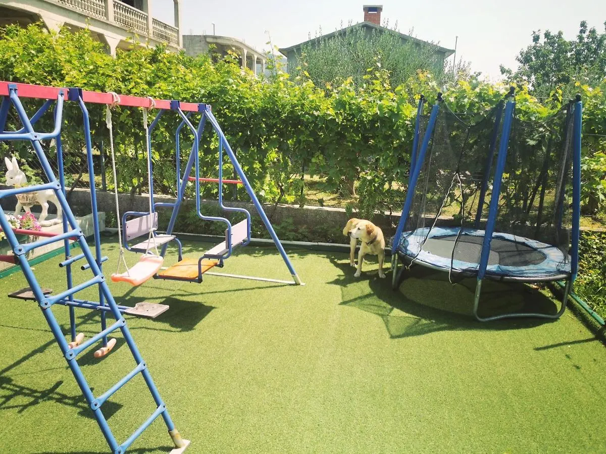Large Apartment Duje Kastela